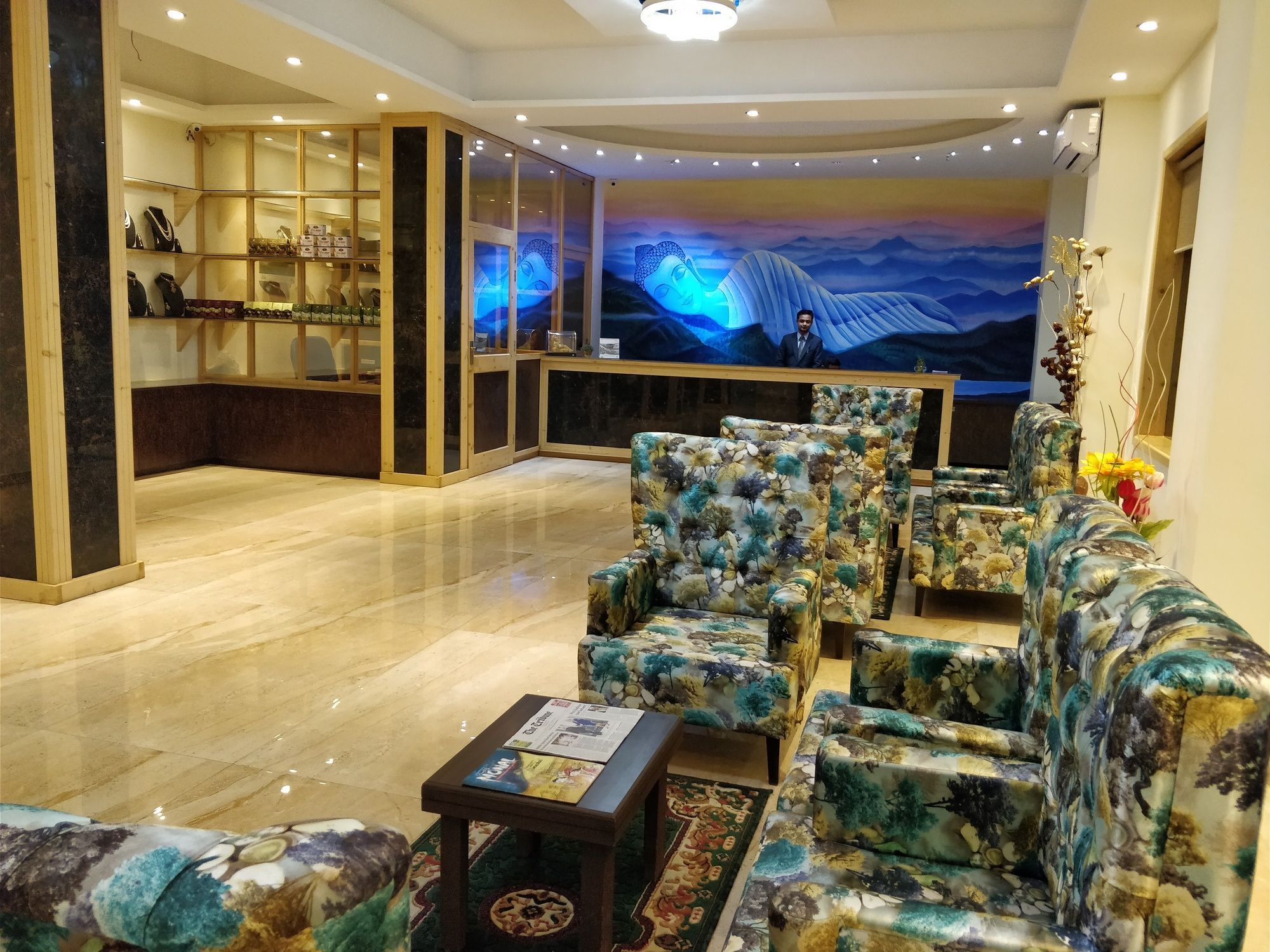 D'Polo Club & Spa Resort ダラムシャーラー エクステリア 写真